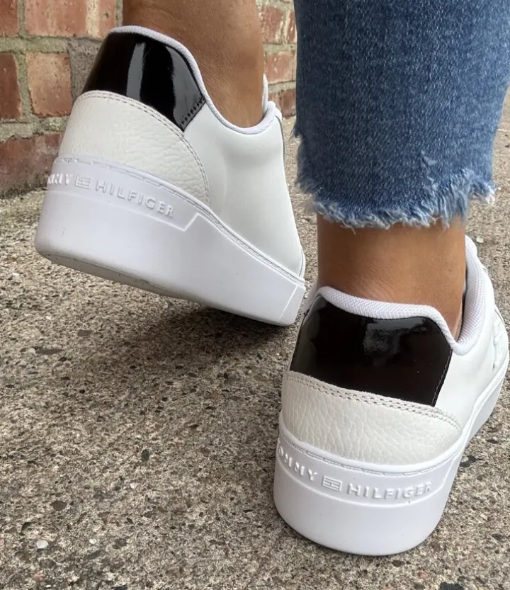 TH Platform Court Sneaker